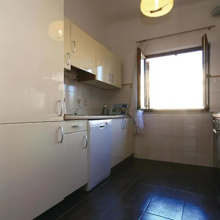 Apartment Apartment Brodarica 8 *